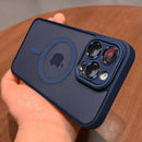 Capa Magnética Fosca Translúcida com Proteção de Lente para iPhone