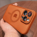 Capa Magnética Fosca Translúcida com Proteção de Lente para iPhone